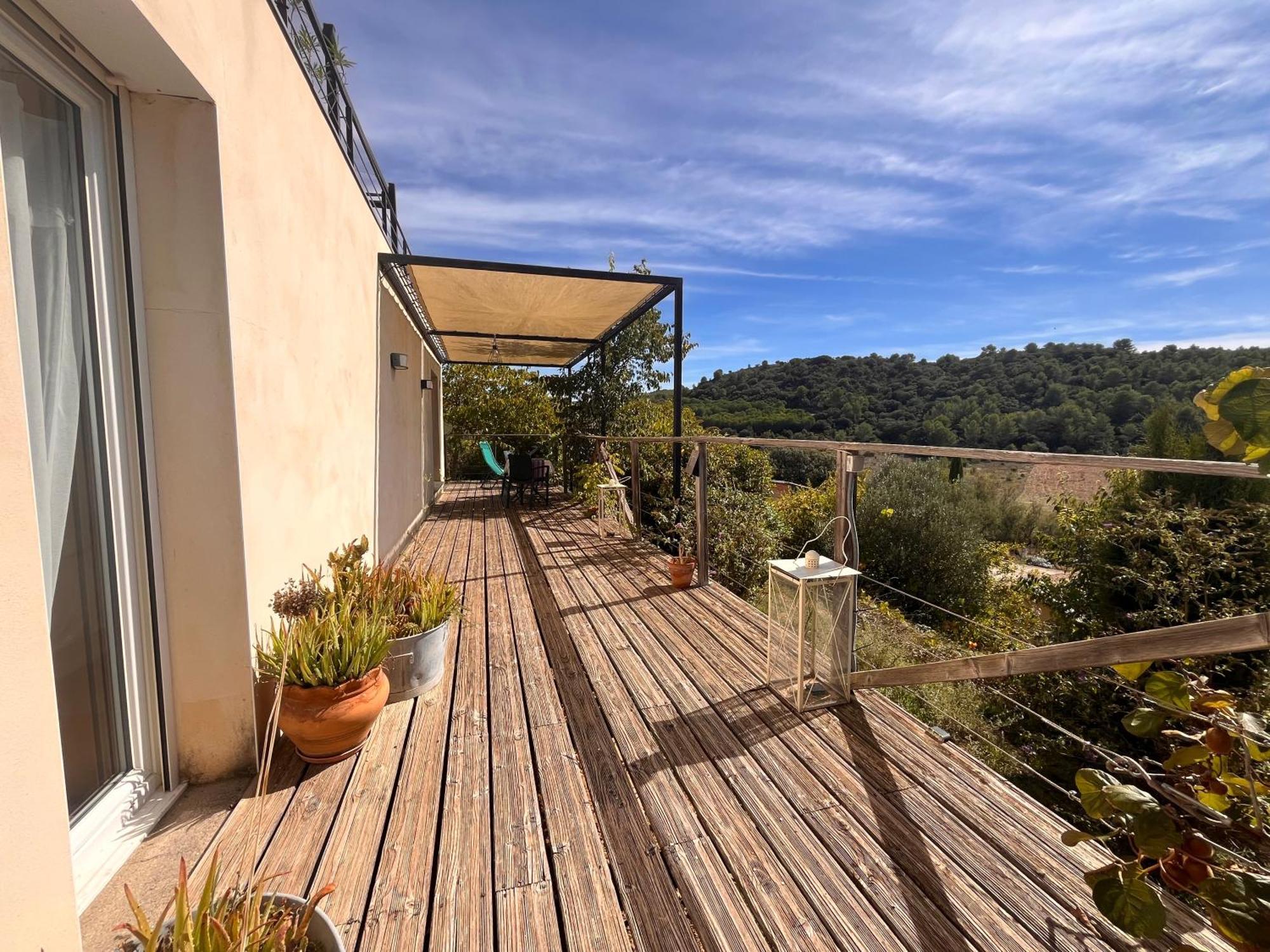 Gite Des pins Vendemian Extérieur photo